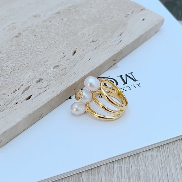 Tory Burch Gold and White Pearl Accent Ring - Picture 2 of 4